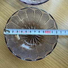 昭和レトロ　ガラス器4個と大1個の画像