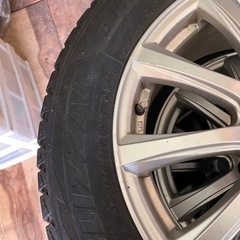 決まりました　スタッドレス　ブリザックDMV2　ホイール付き　225/60R 17  2018年11月購入　商談中　の画像