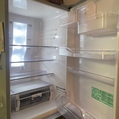 値下げしました！【除菌・クリーニング済】HITACHI 冷凍冷蔵庫 3ドア 365L（R-D3700）の画像