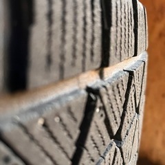 決まりました　スタッドレス　ブリザックDMV2　ホイール付き　225/60R 17  2018年11月購入　商談中　の画像