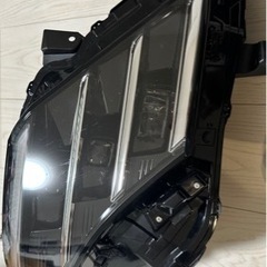 
日産　C28 セレナ　純正　右ヘッドライト アダプティブLEDヘッドライトシステム有 KOITO 100-237A0