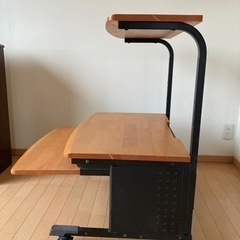 パソコンラックの画像