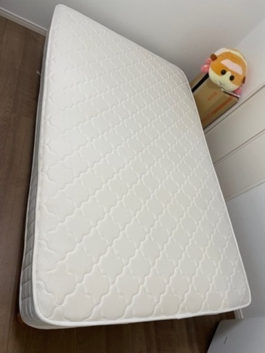 ベット、脚付きマットレス、低反発