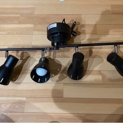 シーリング　スポットライト　リモコン付きの画像