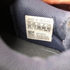 adidas子供用シューズ18.0cmの画像
