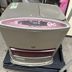 石油ストーブの画像