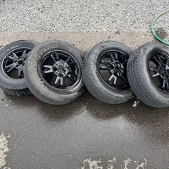 車のパーツ タイヤ、ホイール