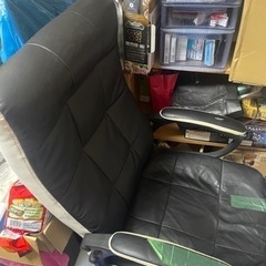ジャンク椅子3点1脚はまともに使用可能かと思います。後の2脚は部品取りに使う事できます。3点セット、あくまでジャンクとしての出品です。の画像
