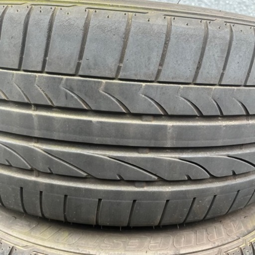 車のパーツ タイヤ、ホイール