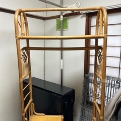 ラタン製ワードローブ