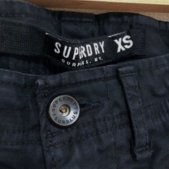 今週最終【新品超レア本物】Superdry 極度乾燥しなさい 日本未発売 カーゴパンツ XS(日本サイズM) ブラック の画像