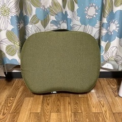 【中古】クッションテーブル緑の画像