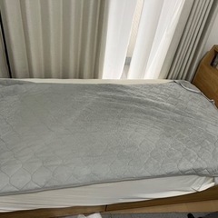 【再掲載】冷蔵庫洗濯機レンジ(18年製造)&家具3点の画像