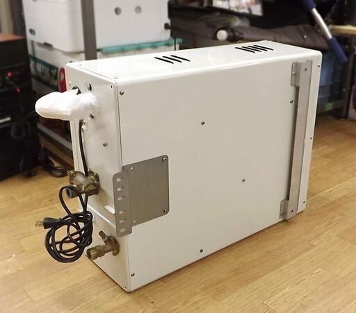 コロナ UIB-AG47MX FFW 石油給湯器 屋内壁掛 FF式 給湯専用 水道直圧式 CORONA AGシリーズ（アビーナG）AVIENA G ボイラー 札幌市 豊平区 西岡 CORONA（コロナ） UIB-AG47MX(M) 石油給湯器 アビーナGシリーズ 水道直