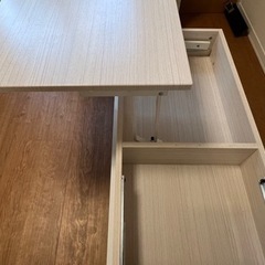 ニトリ　昇降センターテーブルの画像