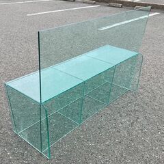 残り6台！高級オーダー品 結婚式場仕様！肉厚アクリル製 3人掛け ベンチ チェア 幅1300mm 高品質 ガラス色透明 椅子 店舗 オフィス 飲食店 待合室　ソファの画像
