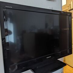 TOSHIBA 32インチ