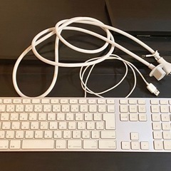 iMac (21.5-inch, Mid 2014) 送料込み Apple iMac 21.5-inch, Mid 2014 パソコン