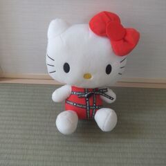 サンリオハローキティぬいぐるみ　高さ29センチ