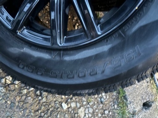 車のパーツ タイヤ、ホイール