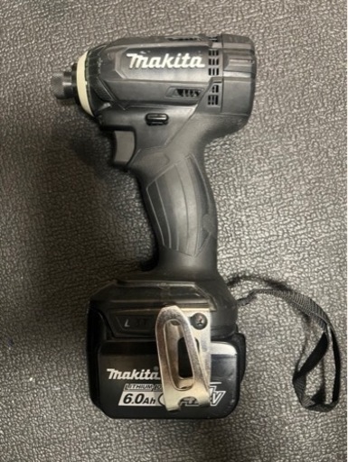 マキタ　インパクトドライバー