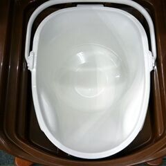 ☆未使用品 アロン化成 家具調トイレセレクトR はねあげ 標準便座 耐荷重100Kg 安寿 肘掛け 介護用品 未使用 札幌 北20条店の画像