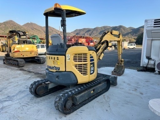 コマツKOMATSU PC30MR-3油圧ショベル.倍速.マルチレバー. 3トン クラス. 2013年. 1729時間. 0.9t移動