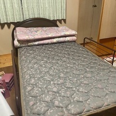 【GWに引き取っていただける方！】シングルベッド