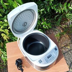 ★美品!!★2020年製 ベルソス 5.5合炊き 炊飯器 VS-KE04の画像