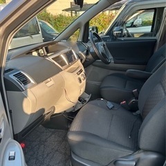 トヨタヴォクシーの画像