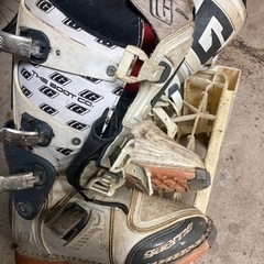 モトクロスブーツの画像