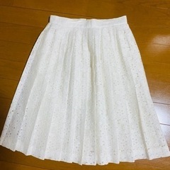 白レースプリーツスカート