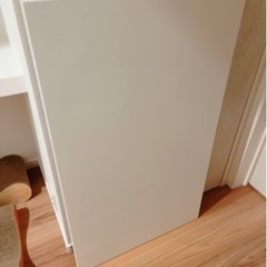 IKEAデスクトップ白　の画像