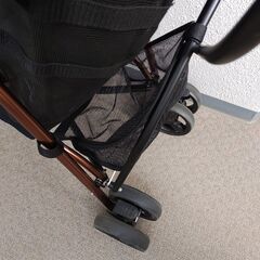 B型ベビーカーの画像