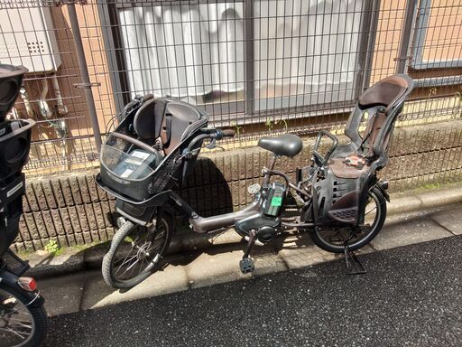 Ⅾ53????️土日もお子様と土足のまま、いろいろなタイプの電動自転車のご試乗可能です。  ?️?電動自転車・リサイクル専門店　??　