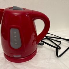 電気ケトル ニトリ 赤