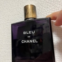 ブルー ドゥ シャネルの画像