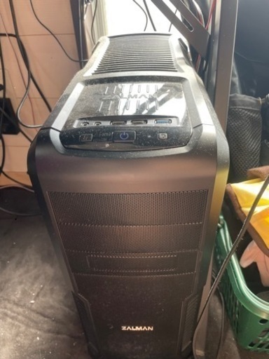 ゲーミングPCモニター