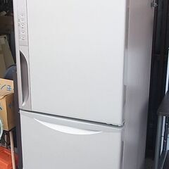 日立　ノンフロン冷凍冷蔵庫　R-K320GV 2017年製 2017年製】HITACHI ノンフロン冷凍冷蔵庫 R-K320GV