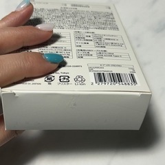 新品　スリーコインズ　スリコ　ワイヤレスイヤホン　イヤホン　イヤーカフタイプ　ホワイトの画像