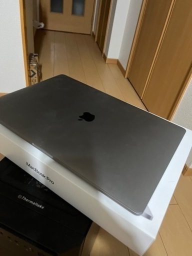 家具 16inch Macbook Pro