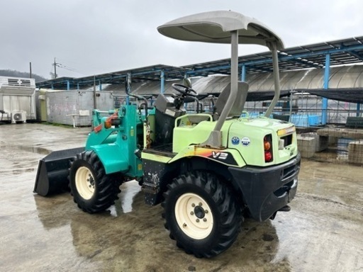 ヤンマー YANMAR V3-6 ホイールローダー. 3トンクラス. バケット容量 : 0.4m3. 重量：2740KG