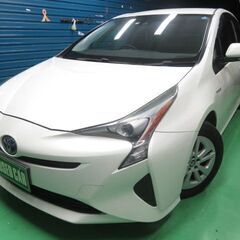 売約済み★H27年 トヨタ プリウスS 車検2年付きお渡しOK R8年5月まで付きます レーダークルーズコントロール衝突被害軽減ブレーキ 修復歴なしの画像