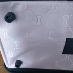 ペット用キャリーの画像