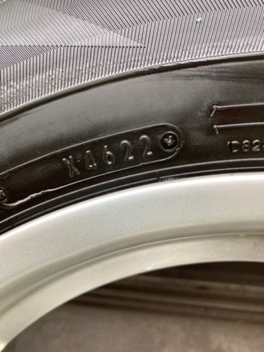 車のパーツ タイヤ、ホイール