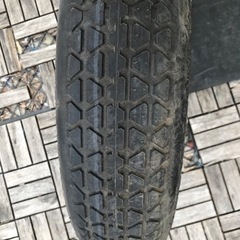 車のパーツ タイヤ、ホイールの画像