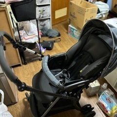 ベビーカー
の画像