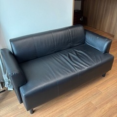 IKEA 2人掛けソファの画像
