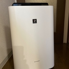 シャープ　SHARP 空気清浄機　KC-H50-w