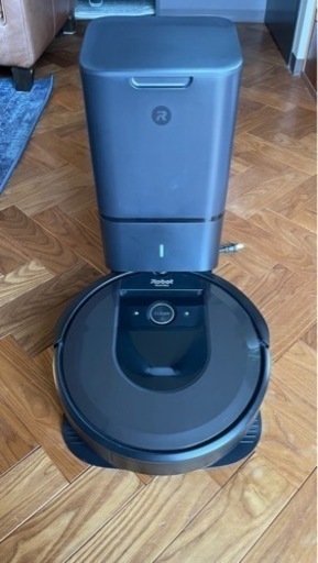 iRobot Roomba ルンバi7+(ゴミステーション付き)
